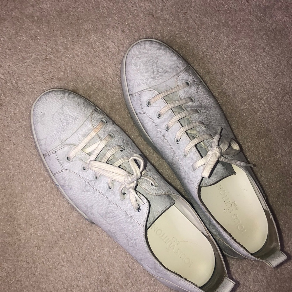 Louis Vuitton shoes size 8 1/2 (fits like a 10.5)